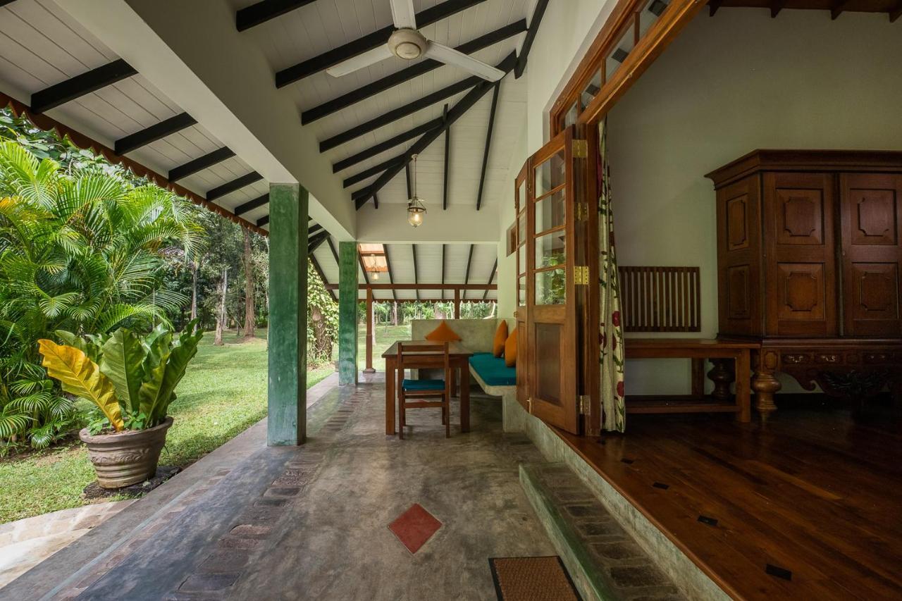 Horathapola Estate Hotel Marawila Buitenkant foto